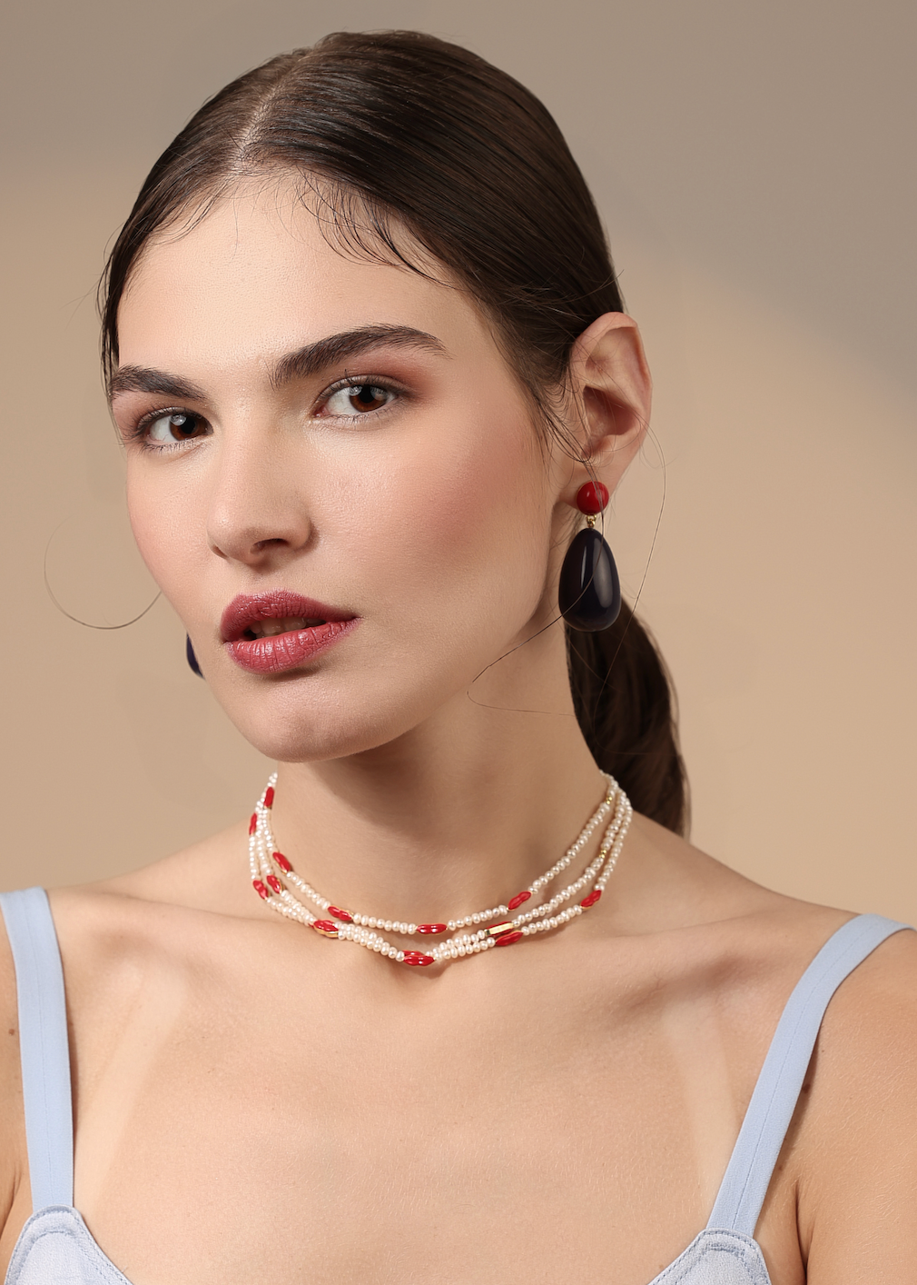 Pearl Kiss Me Necklace