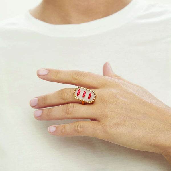 Clear lips ring